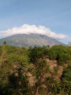 Mount agung.jpg